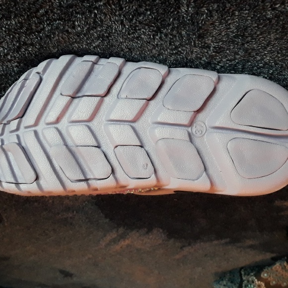 Lavender Luxe Crystal Clogs  Small - Picture 7 of 16